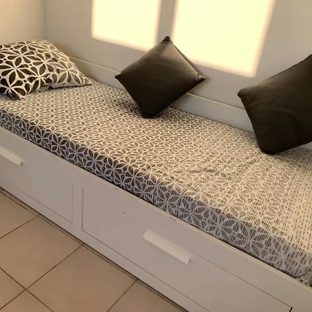 Chambre Tout Confort Saphir 1 A 3 P Dans Belle Maison Vaulx-en-Velin Exterior photo